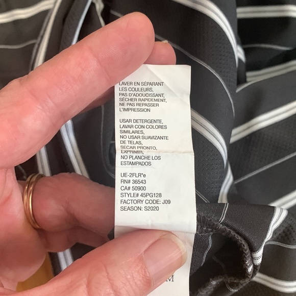 IZOD Men's Golf With  Stretch Polo Golf Shirt Light Weight Size Medium - Picture 9 of 10